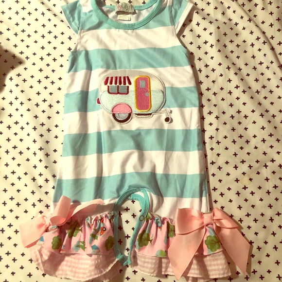 Pretty baby Romper with bows - Picture 3 of 7